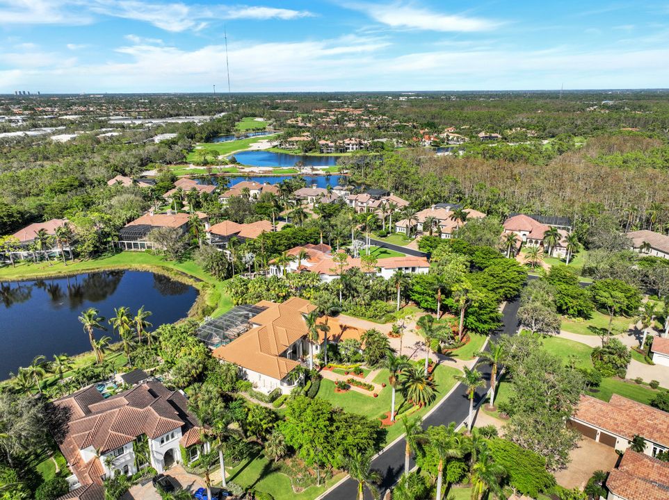 15175 Brolio Way, Naples, FL 34110