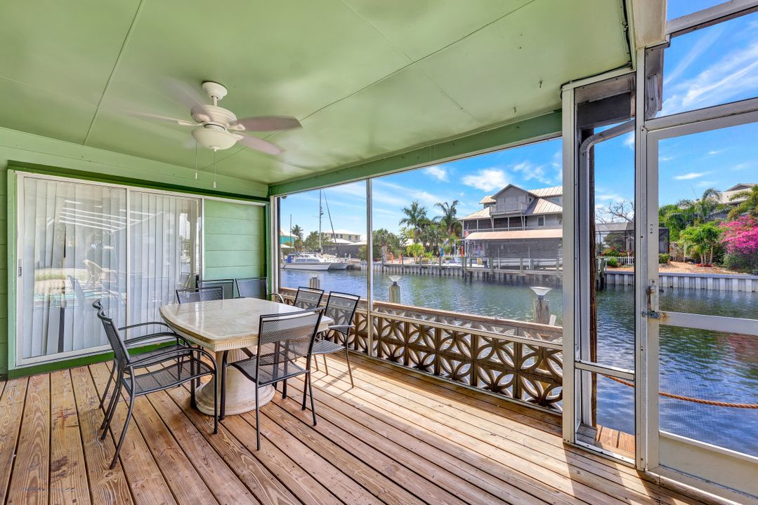2381 Oleander St #A /B, Saint James City, FL 33956