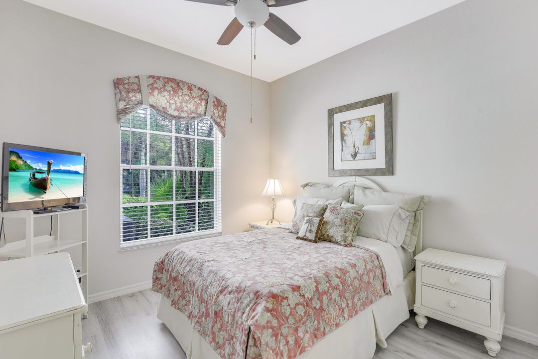 12655 Fox Ridge Dr, Bonita Springs, FL 34135