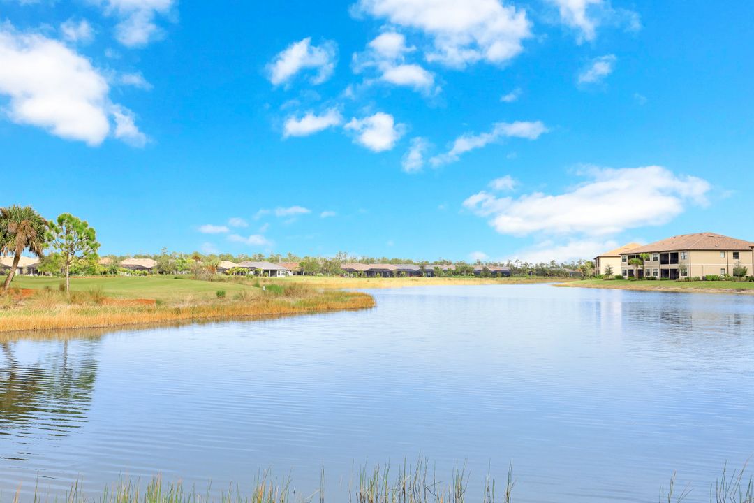 9400 Montelanico Loop, Naples, FL 34119