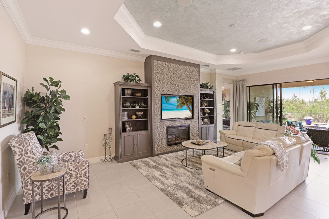 2832 Cinnamon Bay Cir, Naples, FL 34119