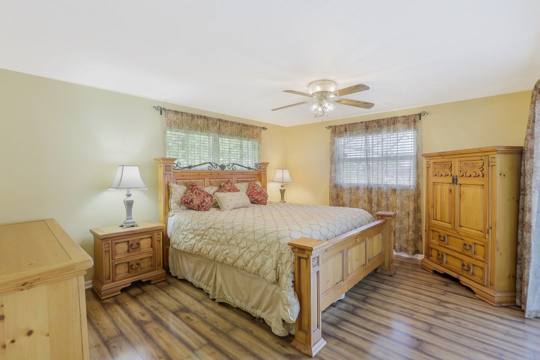 2929 SE 20th Ave, Cape Coral, FL 33904