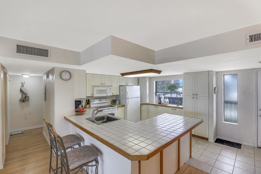 26300 Hickory Blvd, Bonita Springs, FL 34134