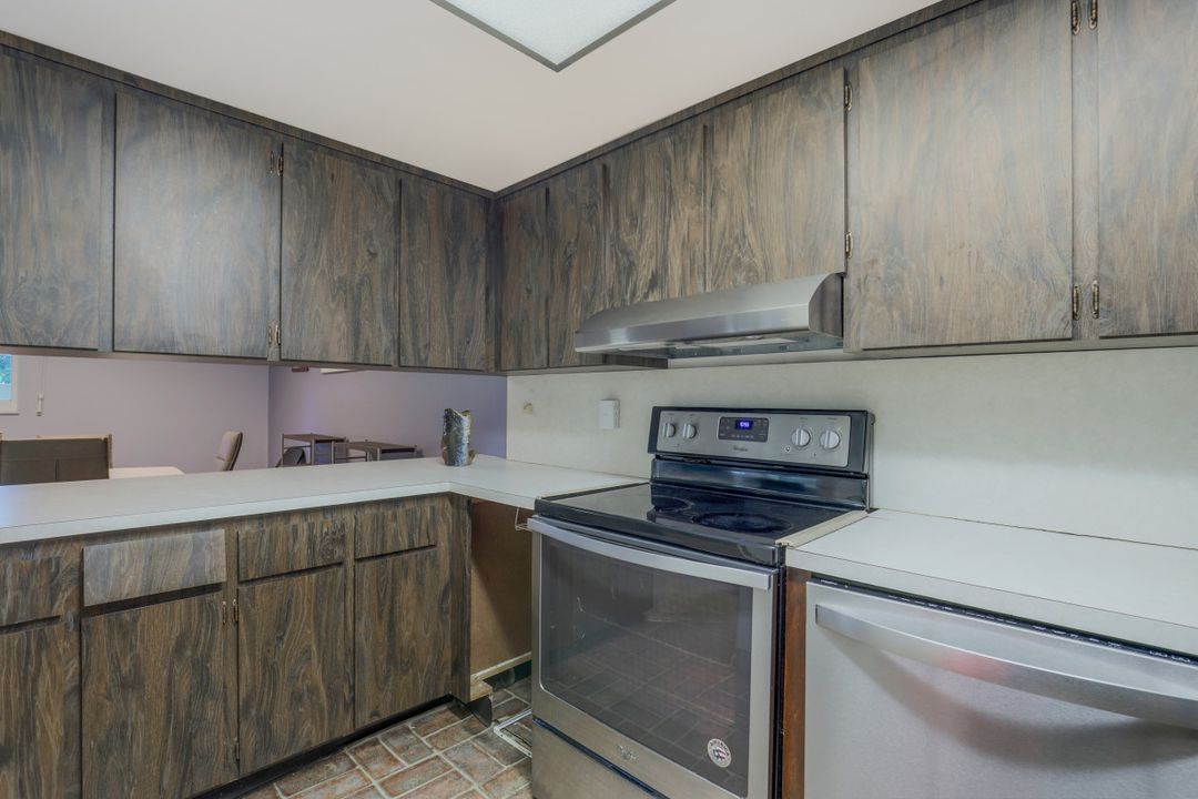 186 Harrison Rd #2, Naples, FL 34112