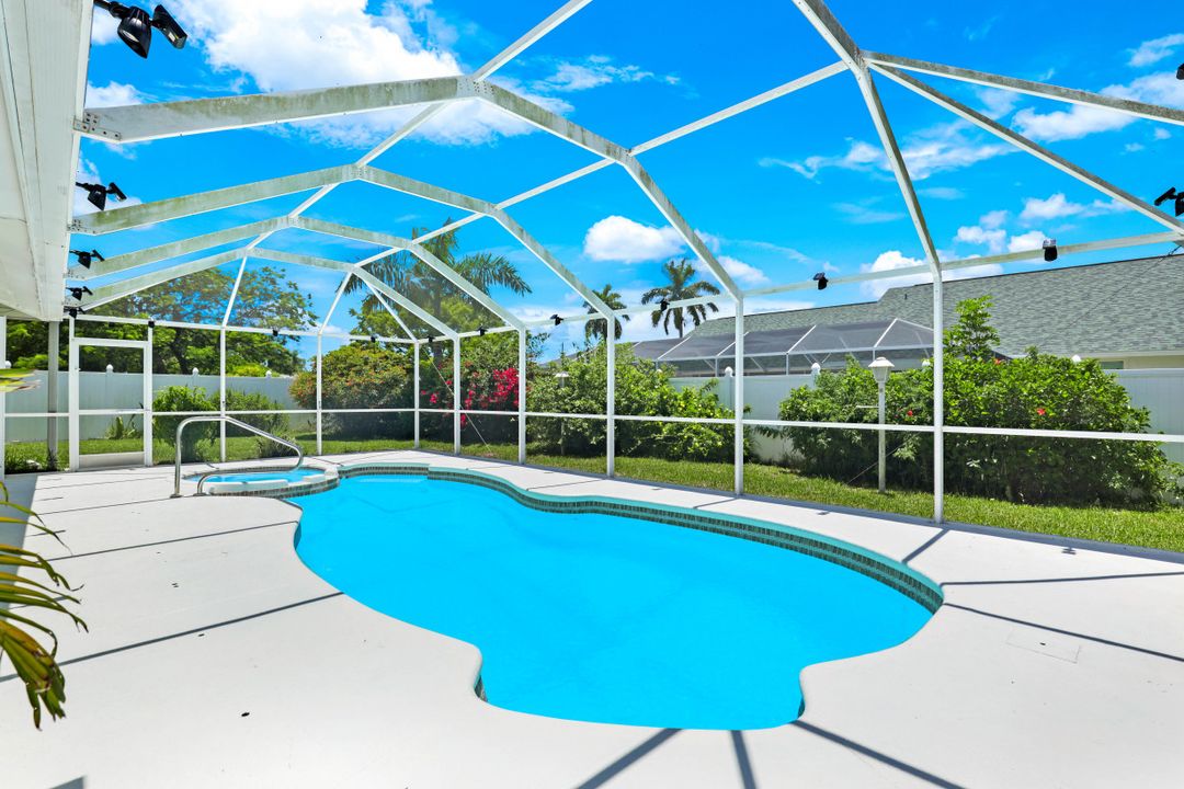 3312 SE 22nd Pl, Cape Coral, FL 33904