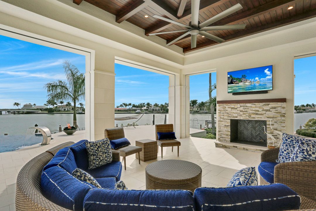 871 W Copeland Dr, Marco Island, FL 34145