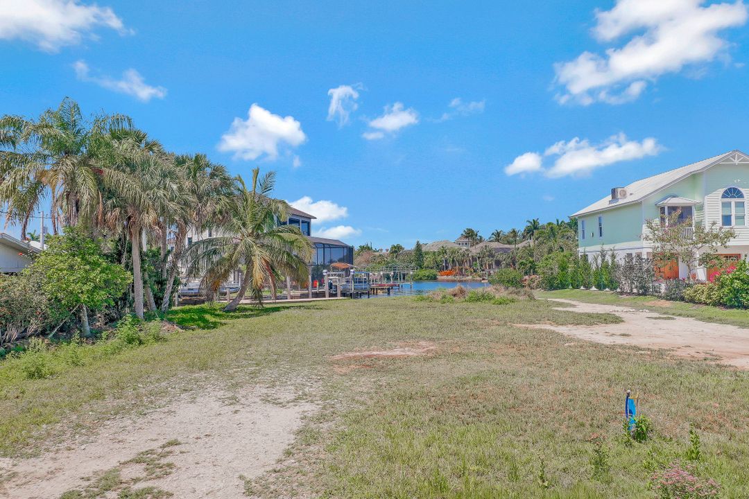 27547 Big Bend Rd, Bonita Springs, FL 34134