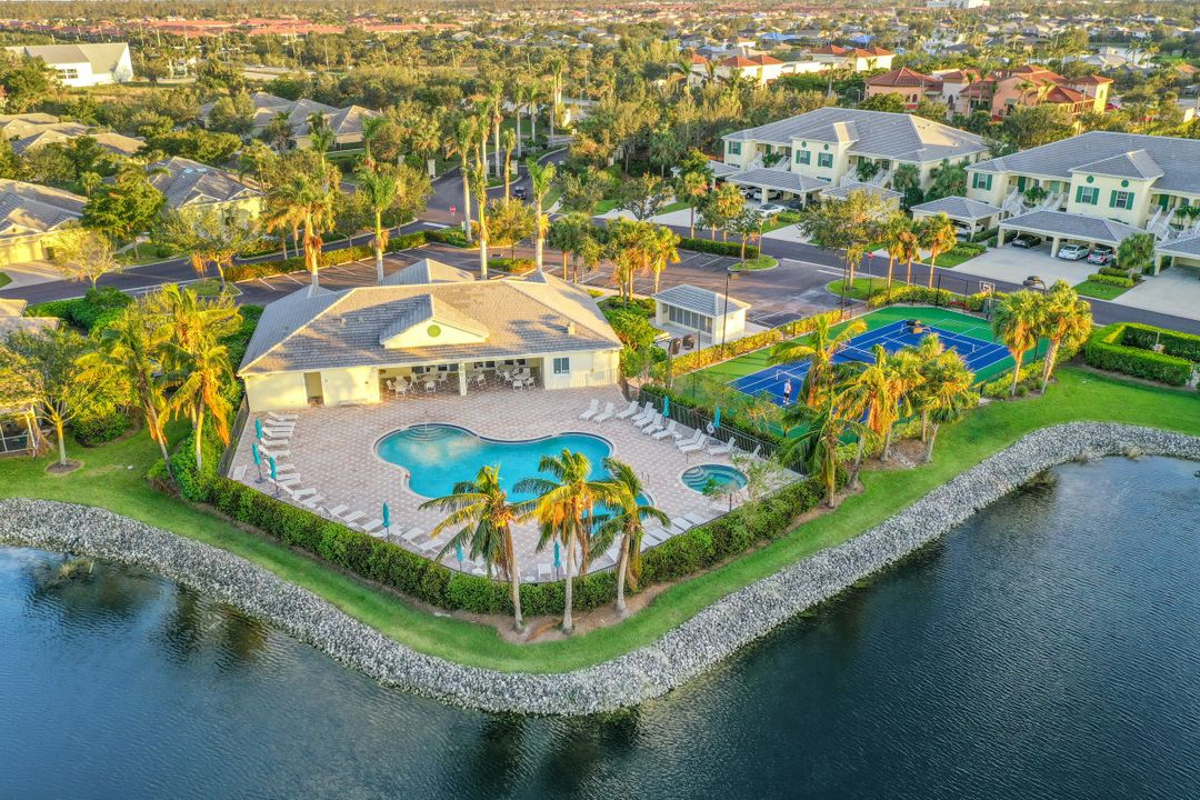 9941 Periwinkle Preserve Ln  #203, Fort Myers, FL 33919