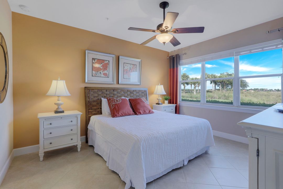 9064 Siesta Bay Dr #102, Naples, FL 34120