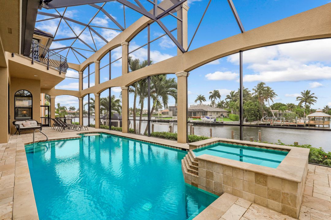 160 Copperfield Ct, Marco Island, FL 34145