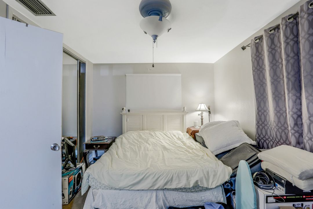 5310 Bayview Ct, Cape Coral, FL 33904