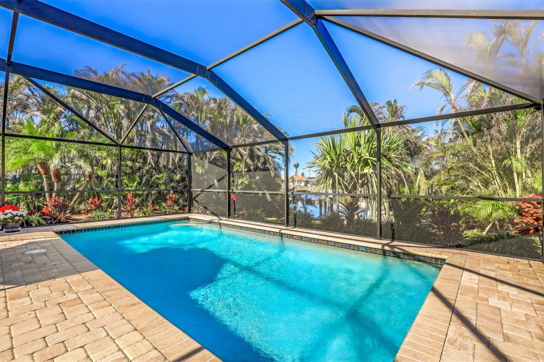 4832 Agualinda Blvd, Cape Coral, FL 33914