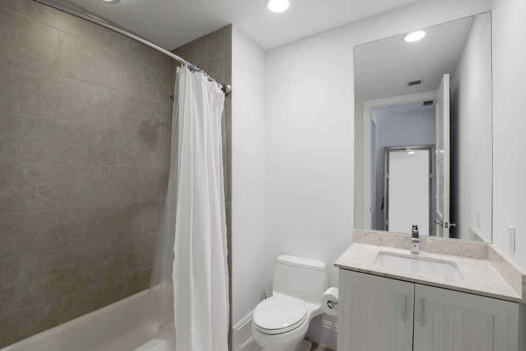 1035 3rd Ave S #203, Naples, FL 34102