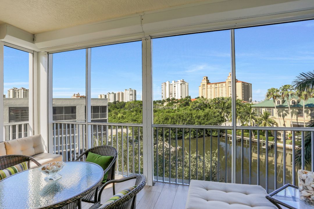 400 Flagship Dr #401, Naples, FL 34108