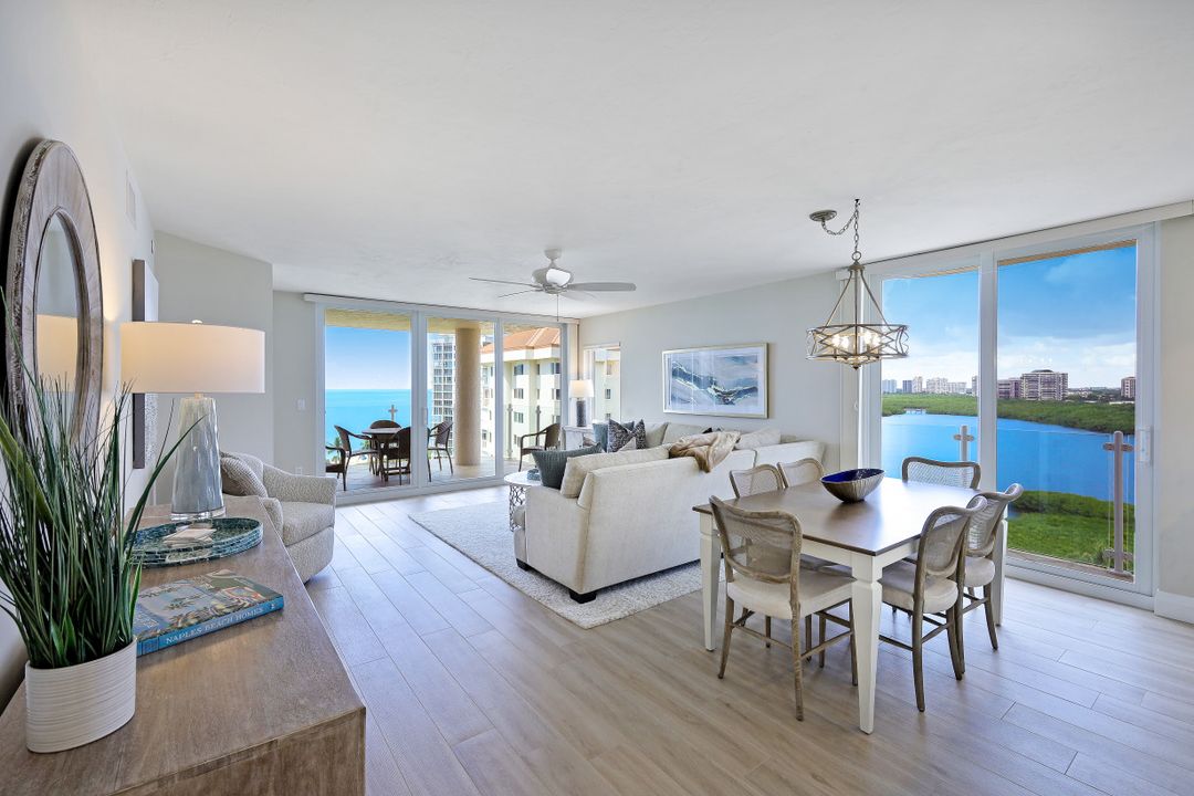 40 Seagate Dr #1004, Naples, FL 34103