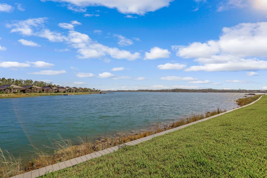 15272 Blue Bay Cir, Estero, FL 33913