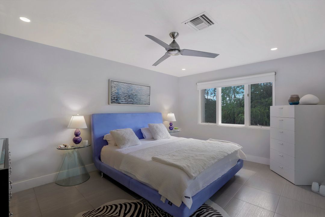 1665 Spoonbill Ln #B, Naples, FL 34105