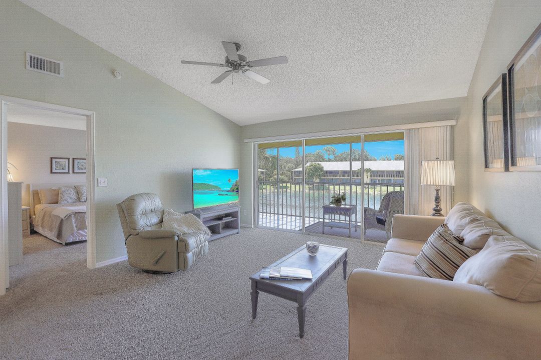 1290 Yesica Ann Cir #G-202, Naples, FL 34110