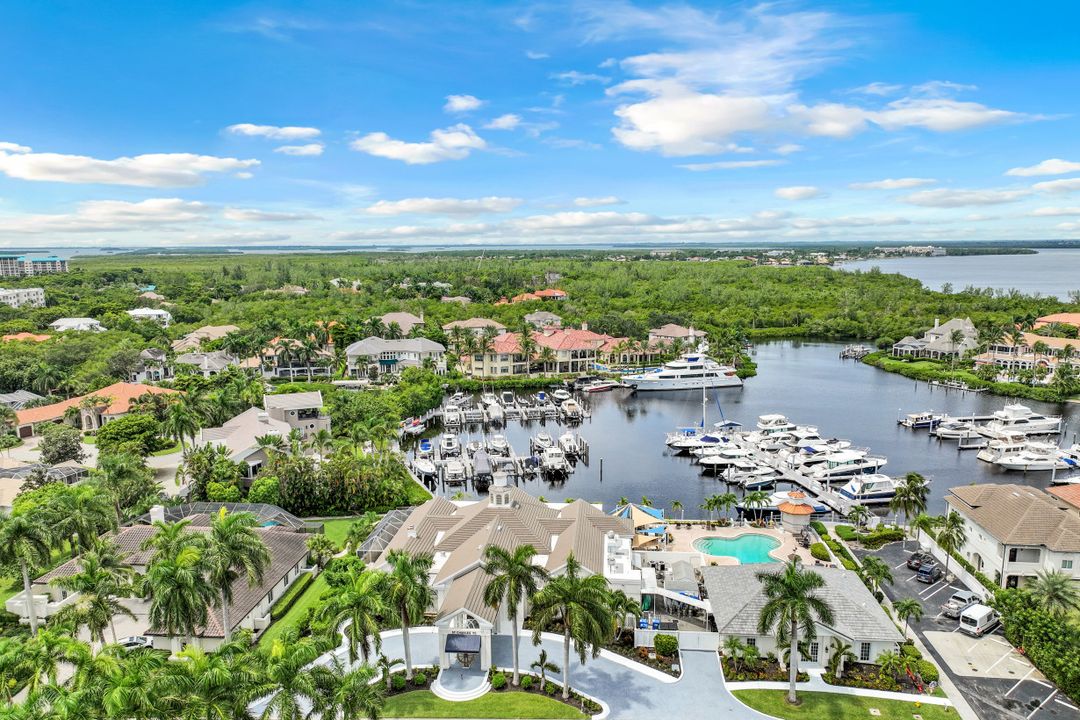 15720 Chatfield Dr, Fort Myers, FL 33908