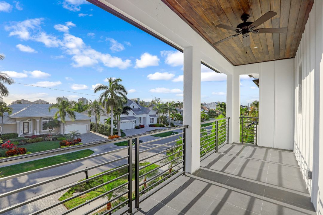 765 Pelican Ct, Marco Island, FL 34145