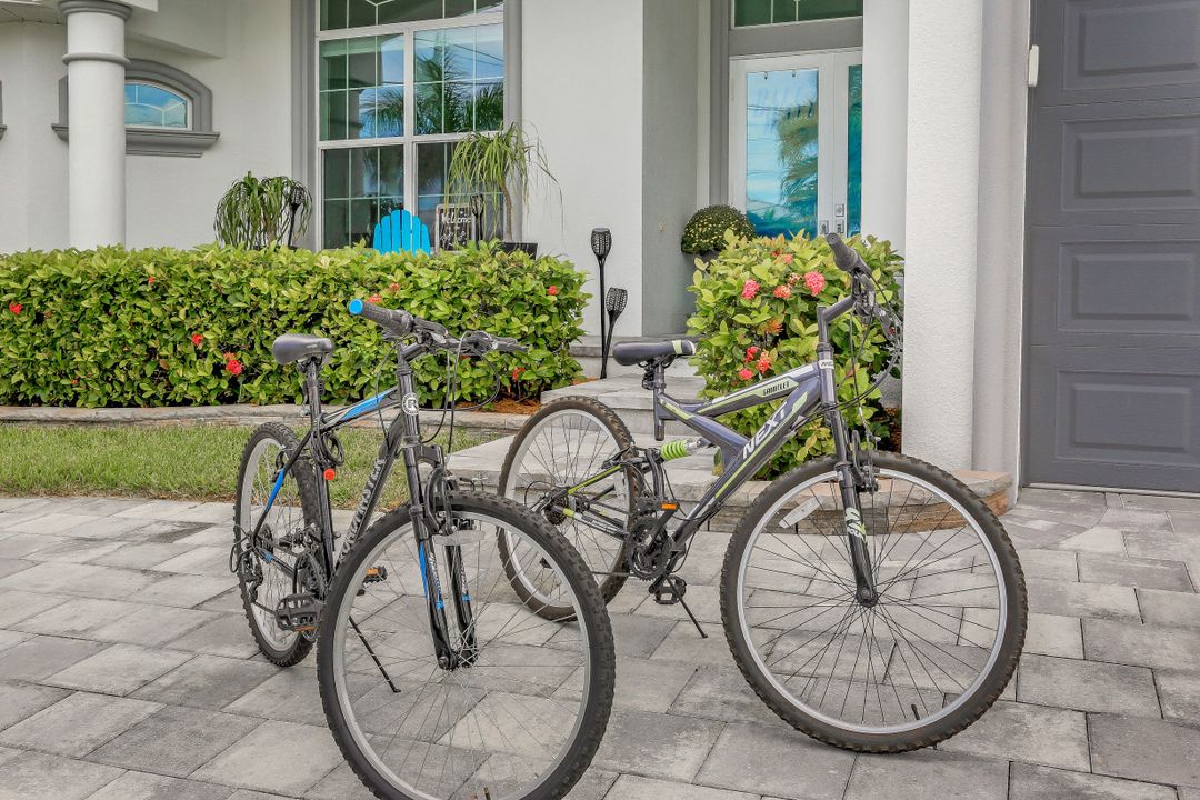 5341 Mikado Ct, Cape Coral, FL 33904