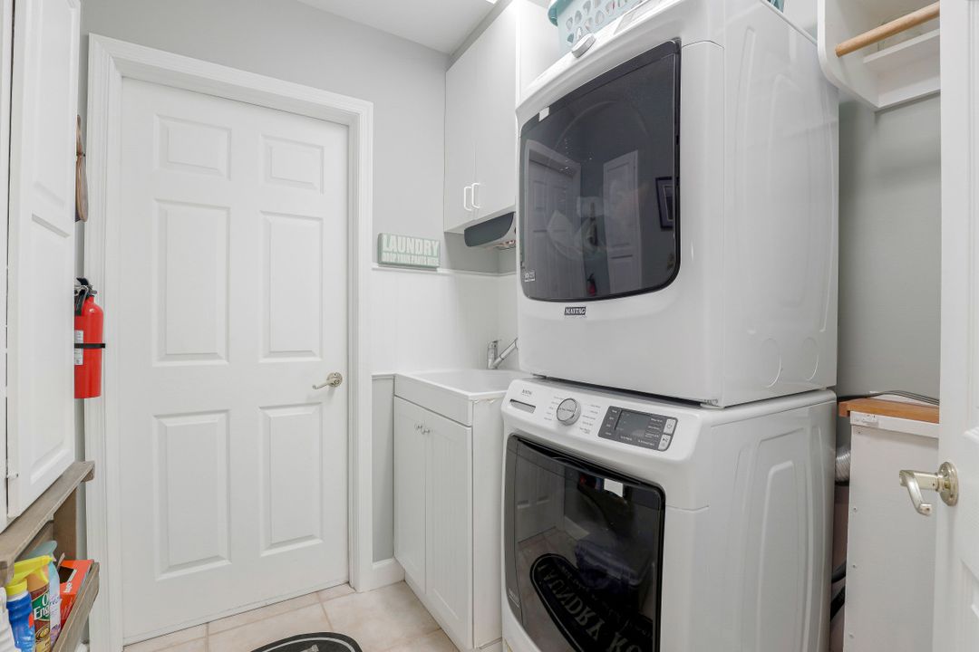 27150 Richview Ct, Bonita Springs, FL 34135