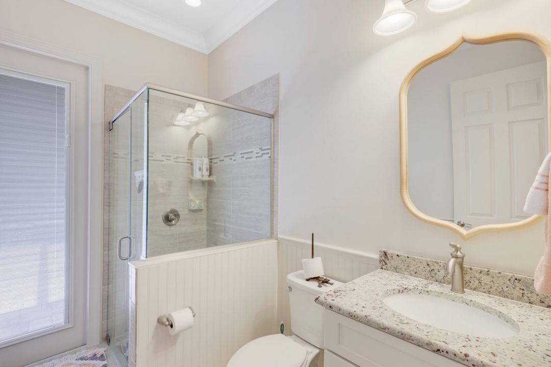 9273 Quarry Dr, Naples, FL 34120