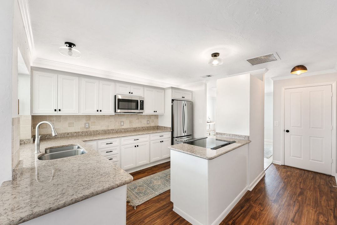 28379 Las Palmas Cir, Bonita Springs, FL 34135