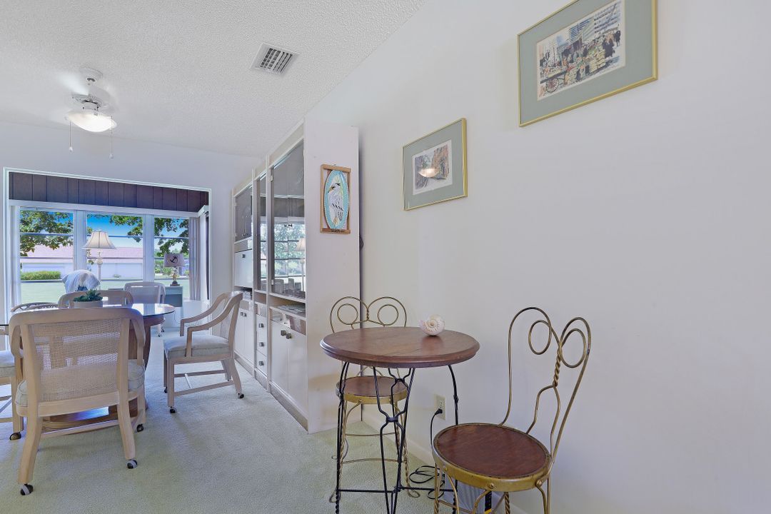 1017 Forest Lakes Dr, Naples, FL 34105