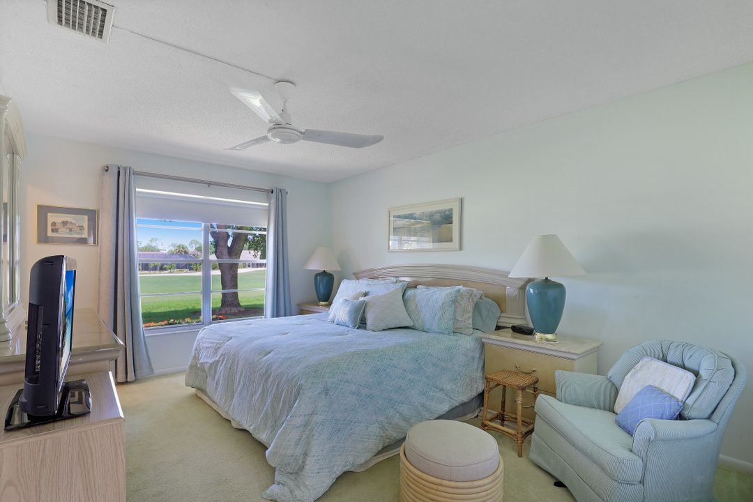 1017 Forest Lakes Dr, Naples, FL 34105