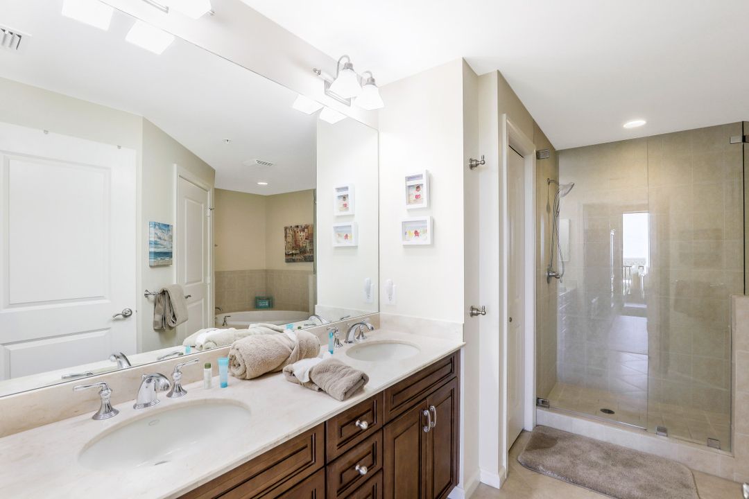 5781 Cape Harbour Dr #1105, Cape Coral, FL 33914