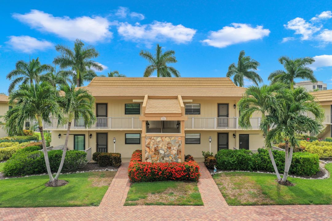 900 Panama Ct #4 , Marco Island, FL 34145
