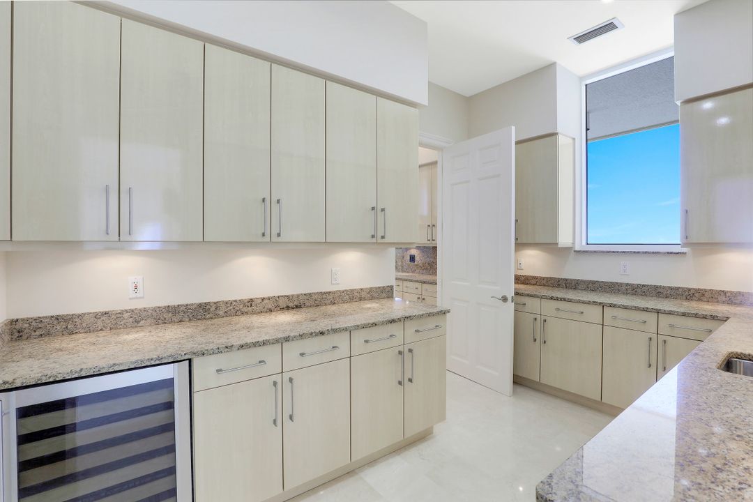 970 Cape Marco Dr, Marco Island, FL 34145