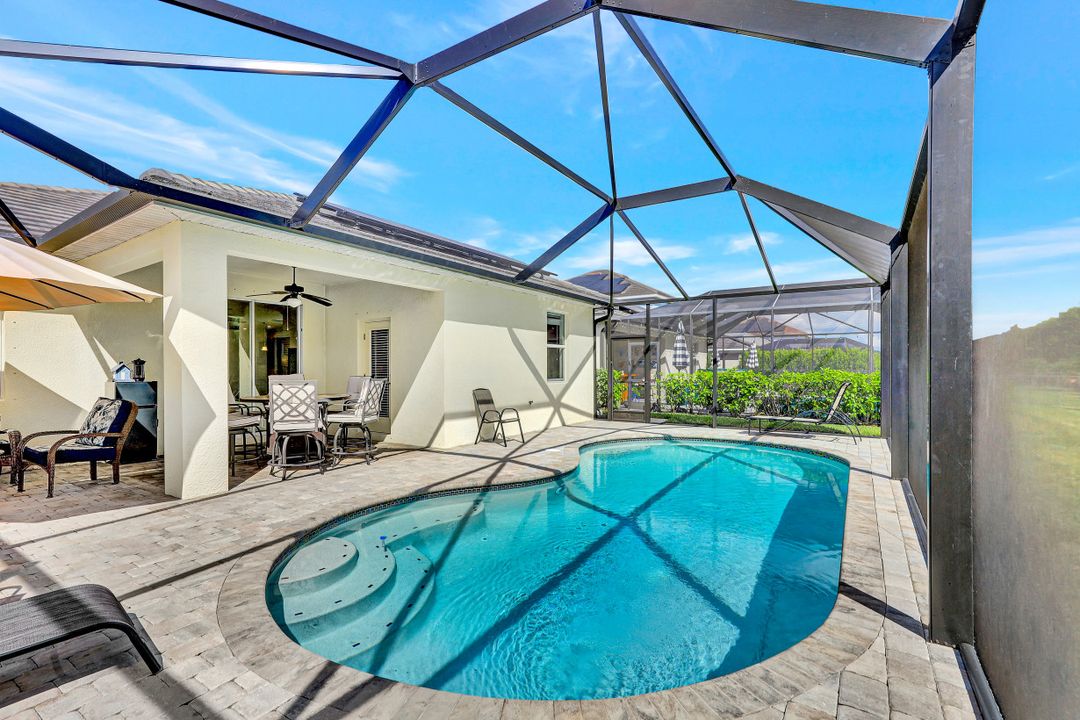 9577 Mirada Blvd, Fort Myers, FL 33908