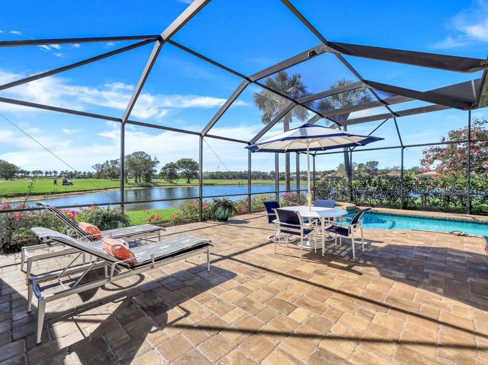 8979 Morgan Ct, Naples, FL 34113