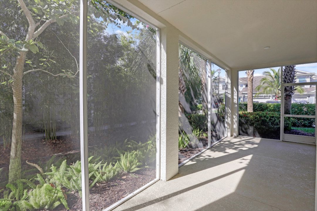 2344 Sheen Ln #304, Naples, FL 34120