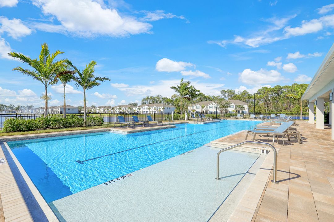 15359 Wildflower Cir, Naples, FL 34119