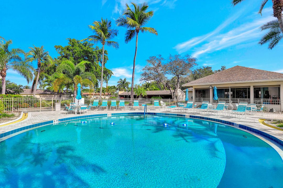 5959 Winkler Rd #105, Fort Myers, FL 33919