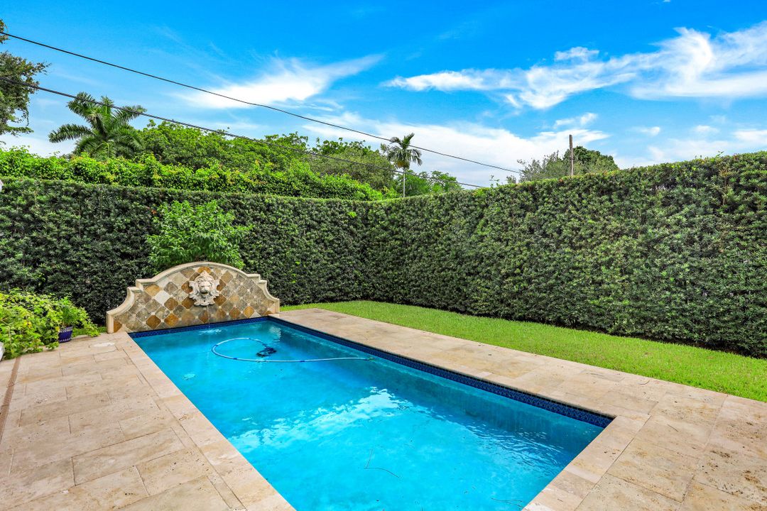 1539 Plasentia Ave, Coral Gables, FL 33134