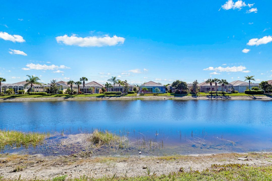 8404 Borboni Ct, Naples, FL 34114