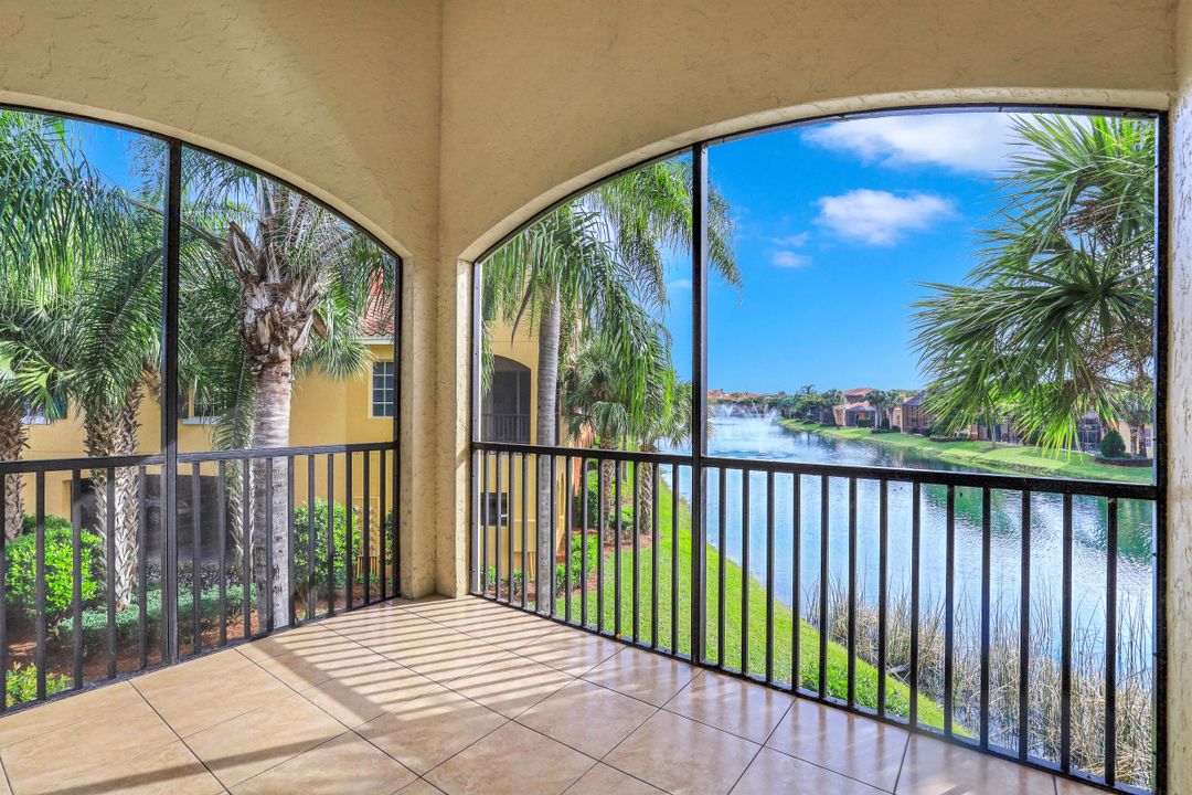 8573 Via Garibaldi Cir, Estero, FL 33928