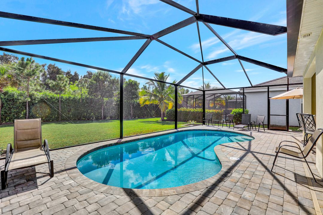 9577 Mirada Blvd, Fort Myers, FL 33908