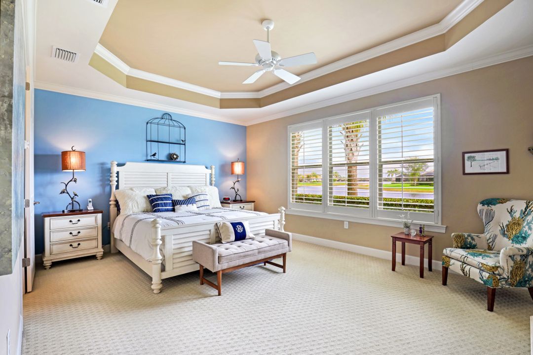 9364 Marble Stone Dr, Naples, FL 34120