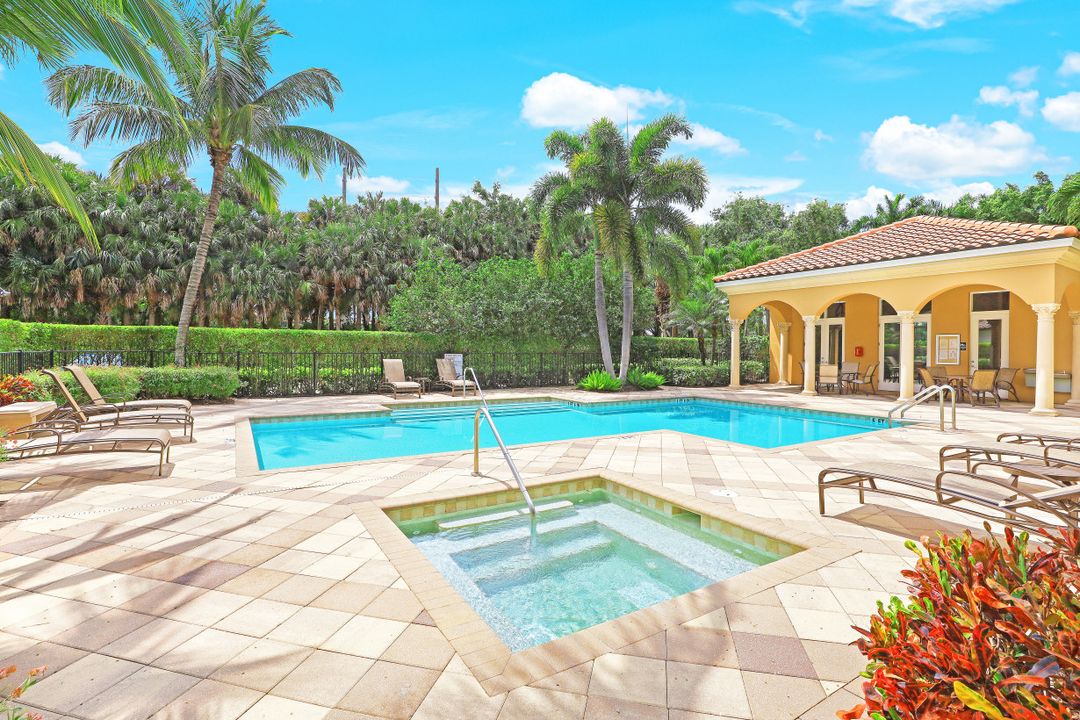 2305 Tradition Way #102, Naples, FL 34105