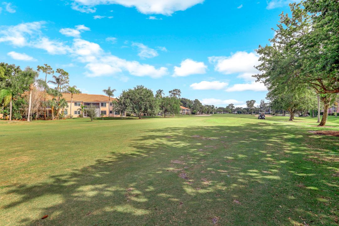 200 Turtle Lake Ct #303, Naples, FL 34105