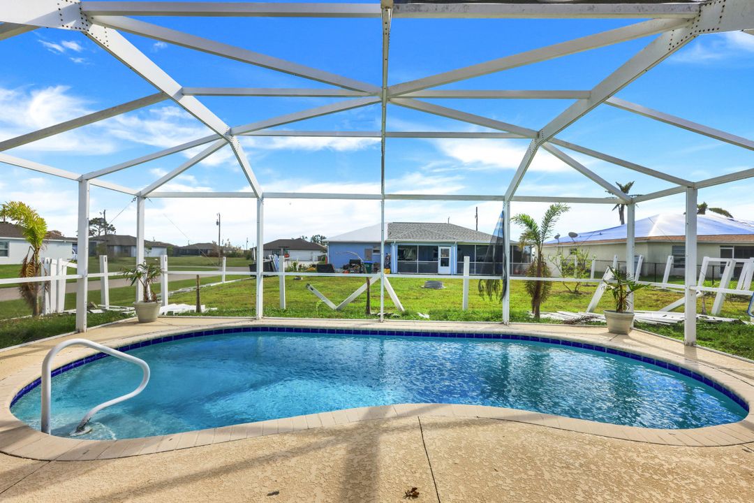 1100 SW Embers Terrace, Cape Coral, FL 33991