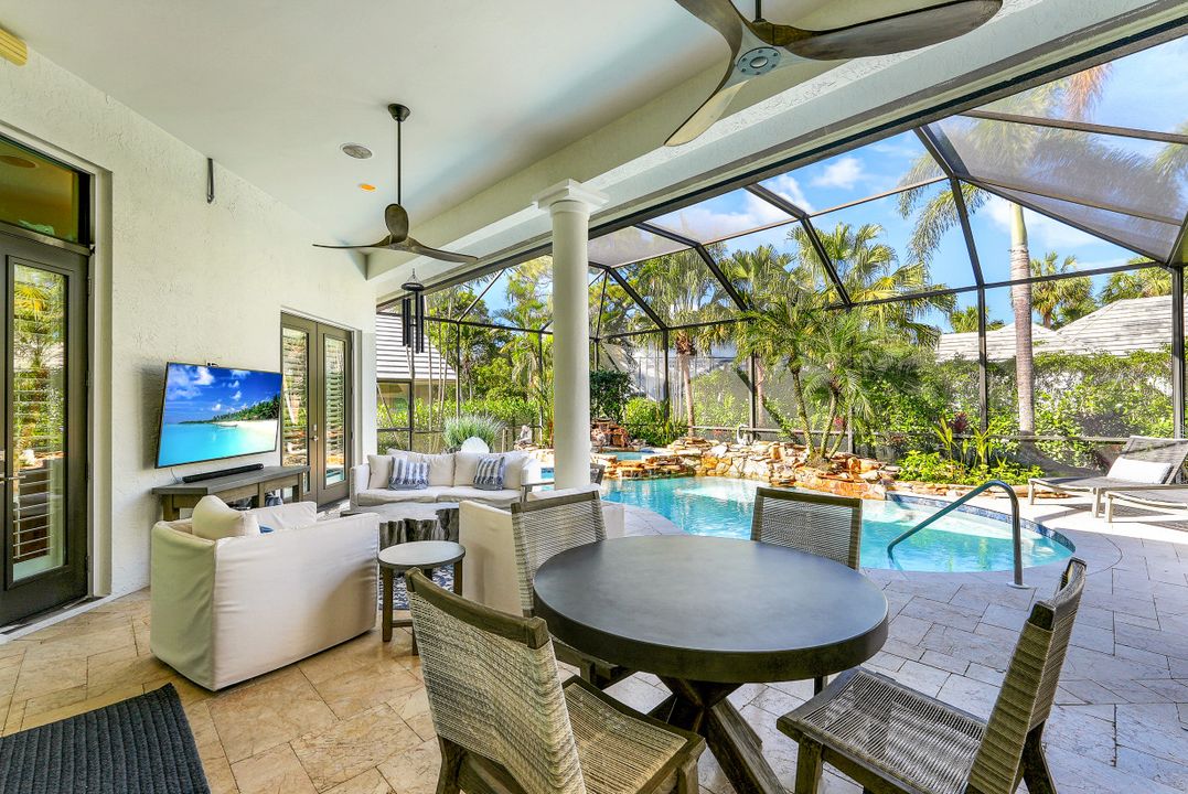 713 Shadow Lake Ln, Naples, FL 34108