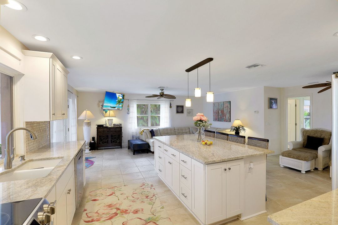 1570 Villa Ct, Marco Island, FL 34145