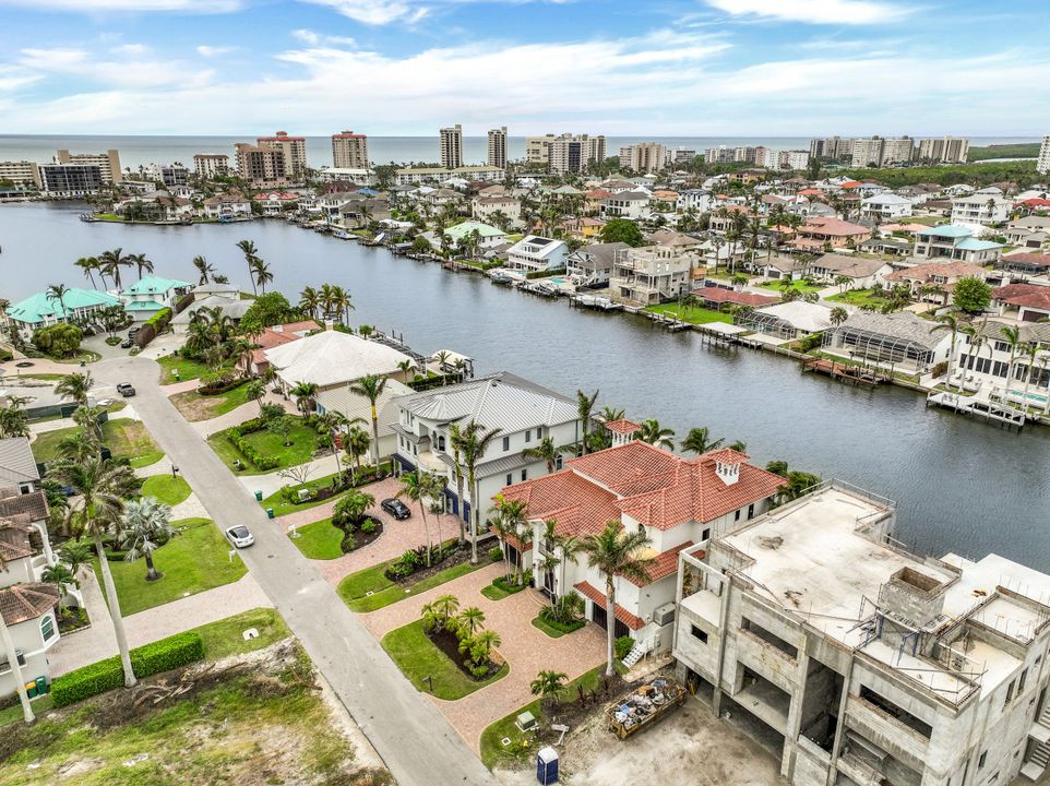 403 Seabee Ave, Naples, FL 34108