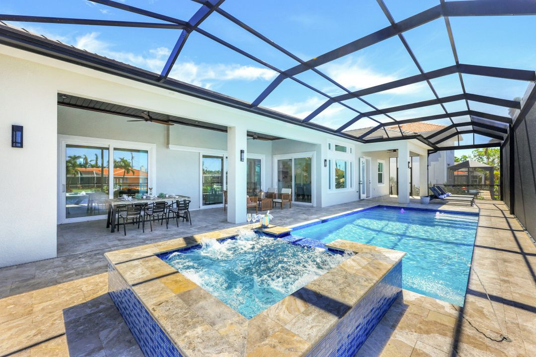 5332 Malibu Ct, Cape Coral, FL 33904